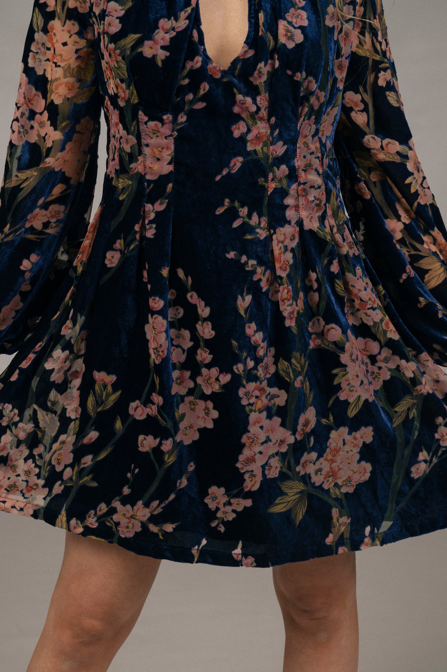 Hansen & Gretel Purple Velvet Floral Dress