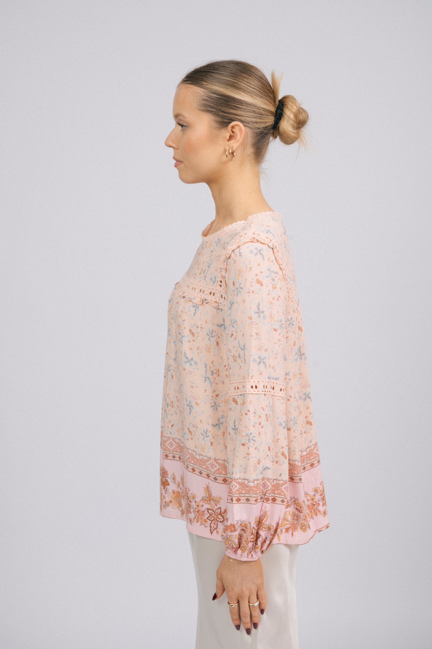 Preloved Baby Pink Floral Blouse by Miracle – Lace Trim & High Neck