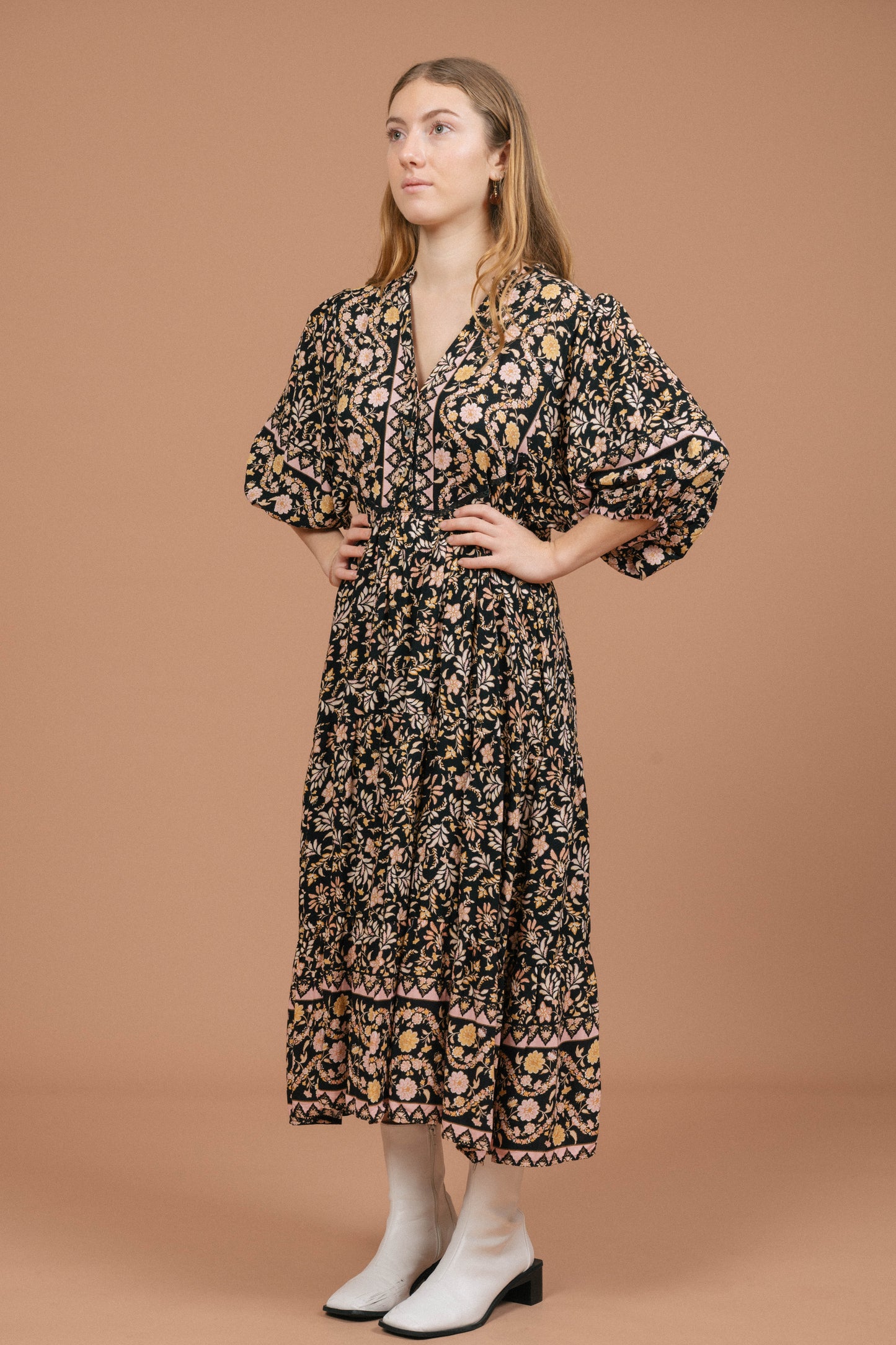 Iris Maxi Floral Midi Dress (Black)