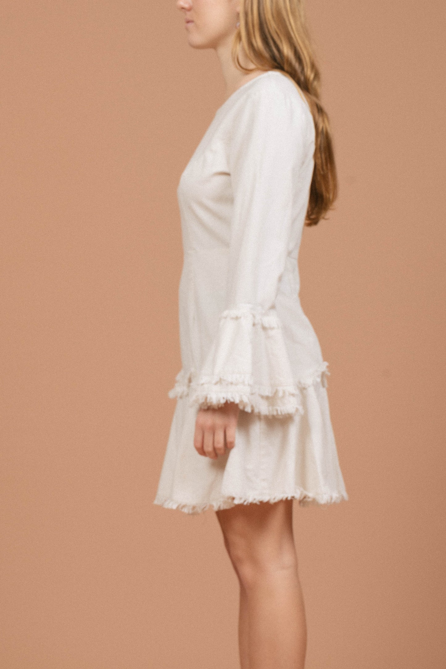 Rumor Linen Long Sleeved Mini Dress (Ivory/White)