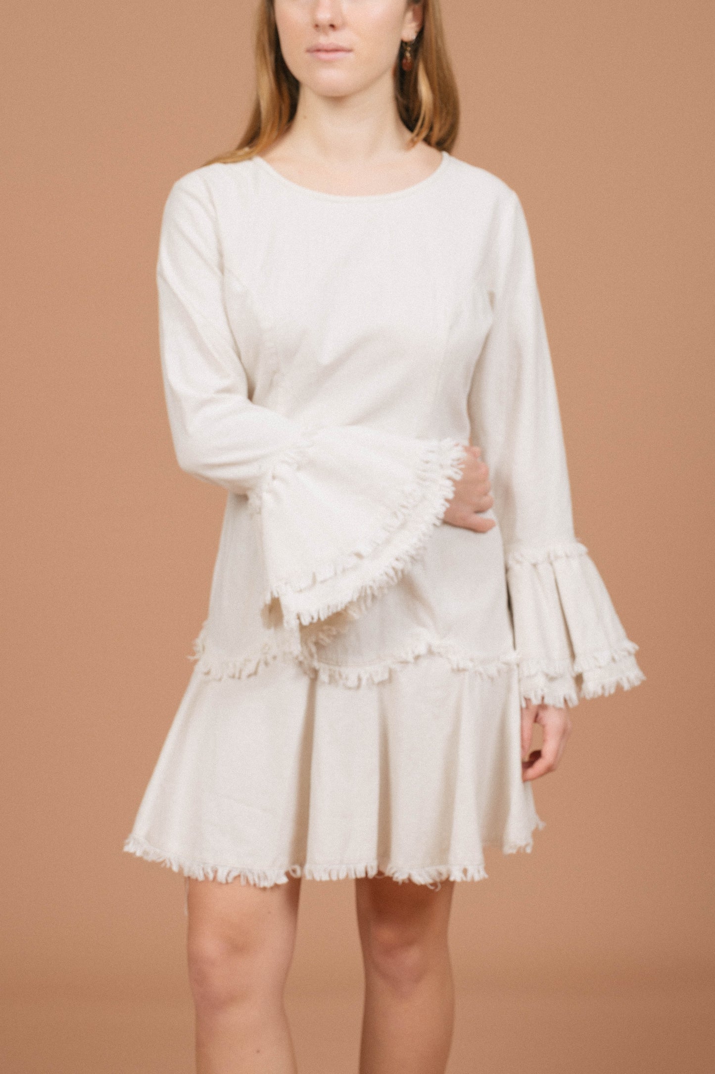 Rumor Linen Long Sleeved Mini Dress (Ivory/White)