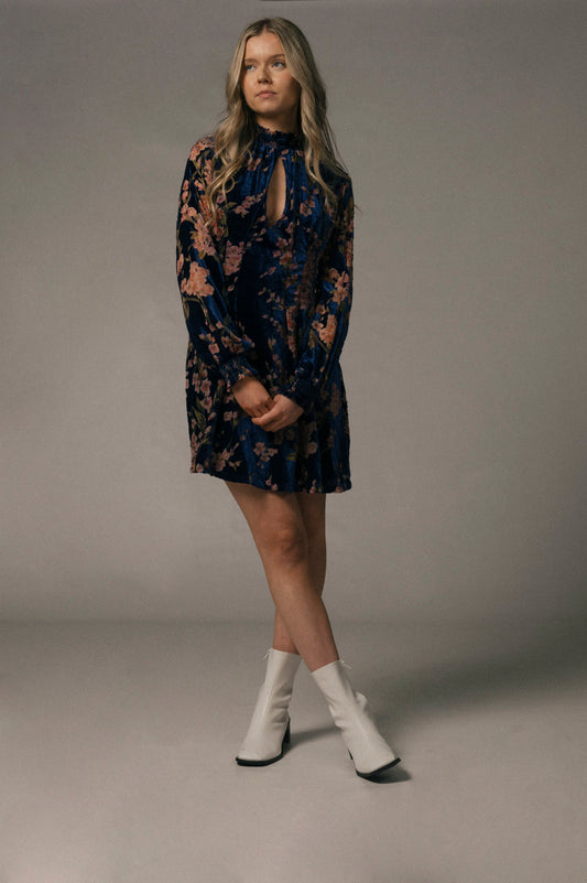 Hansen & Gretel Purple Velvet Floral Dress