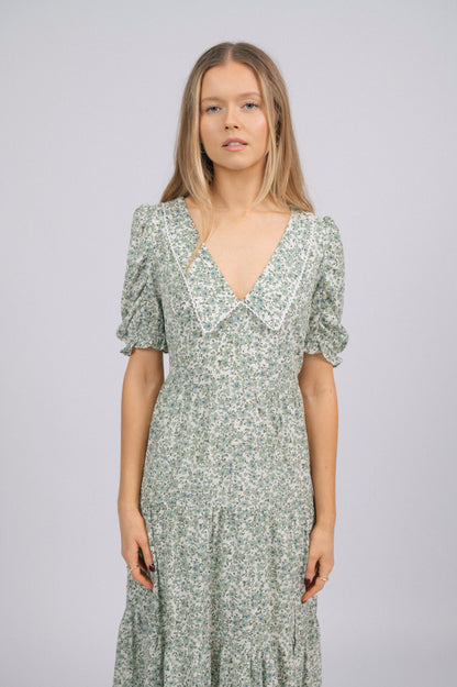 Preloved Dear Siouxsie Green Floral Tiered Midi Dress – Lace Trim & Soft Collar